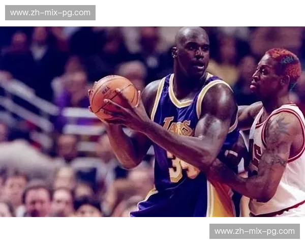 狂人与巨兽：当罗德曼遇见奥尼尔，谁才是球场上真正的“心理大师”？